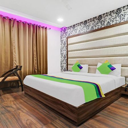 Itsy Hotels Unique - Near Railway Station Amritsar Esterno foto
