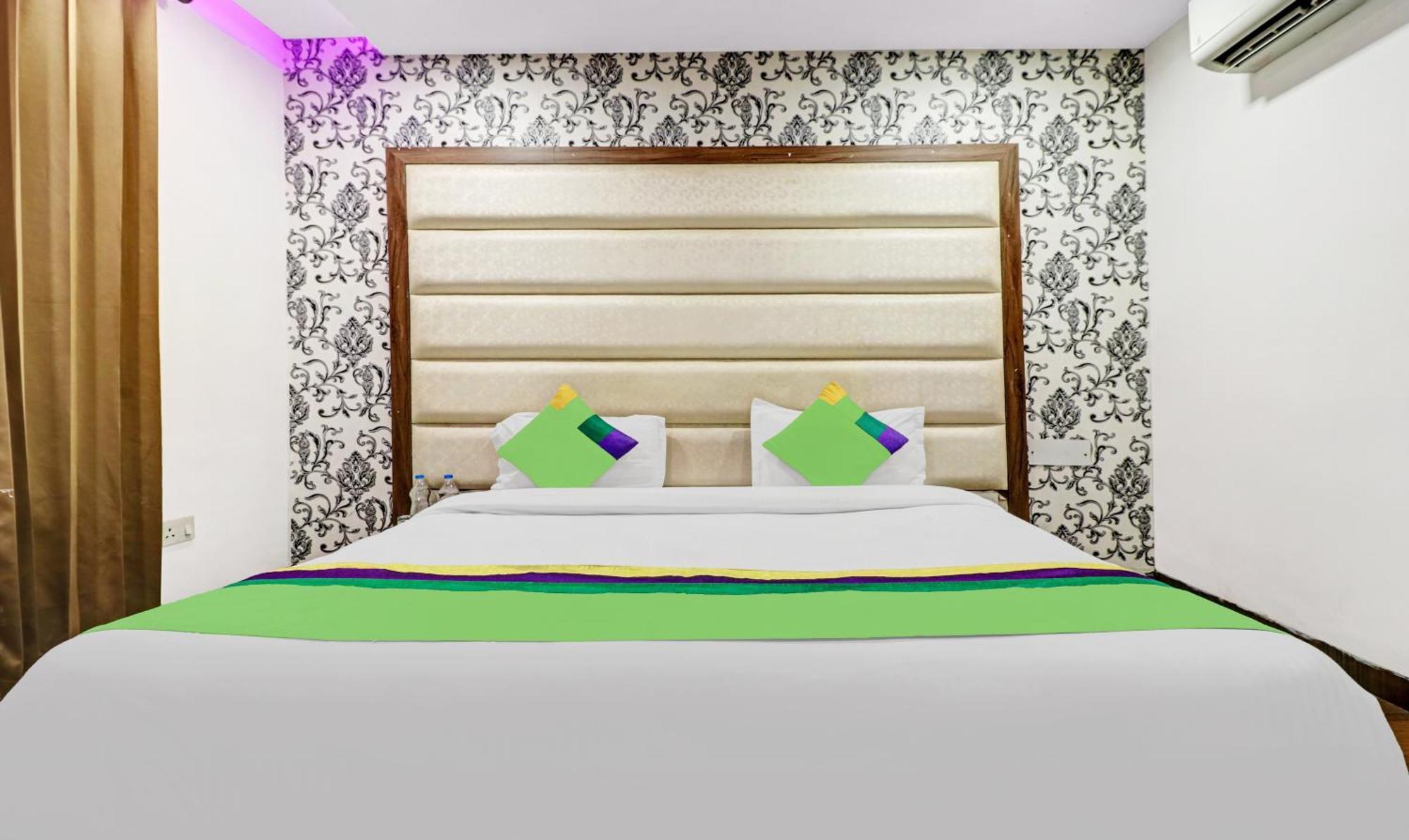 Itsy Hotels Unique - Near Railway Station Amritsar Esterno foto